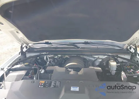 2015 Chevrolet Tahoe Ltz z USA, uszkodzony, nr VIN 1GNSKCKC8FR242574